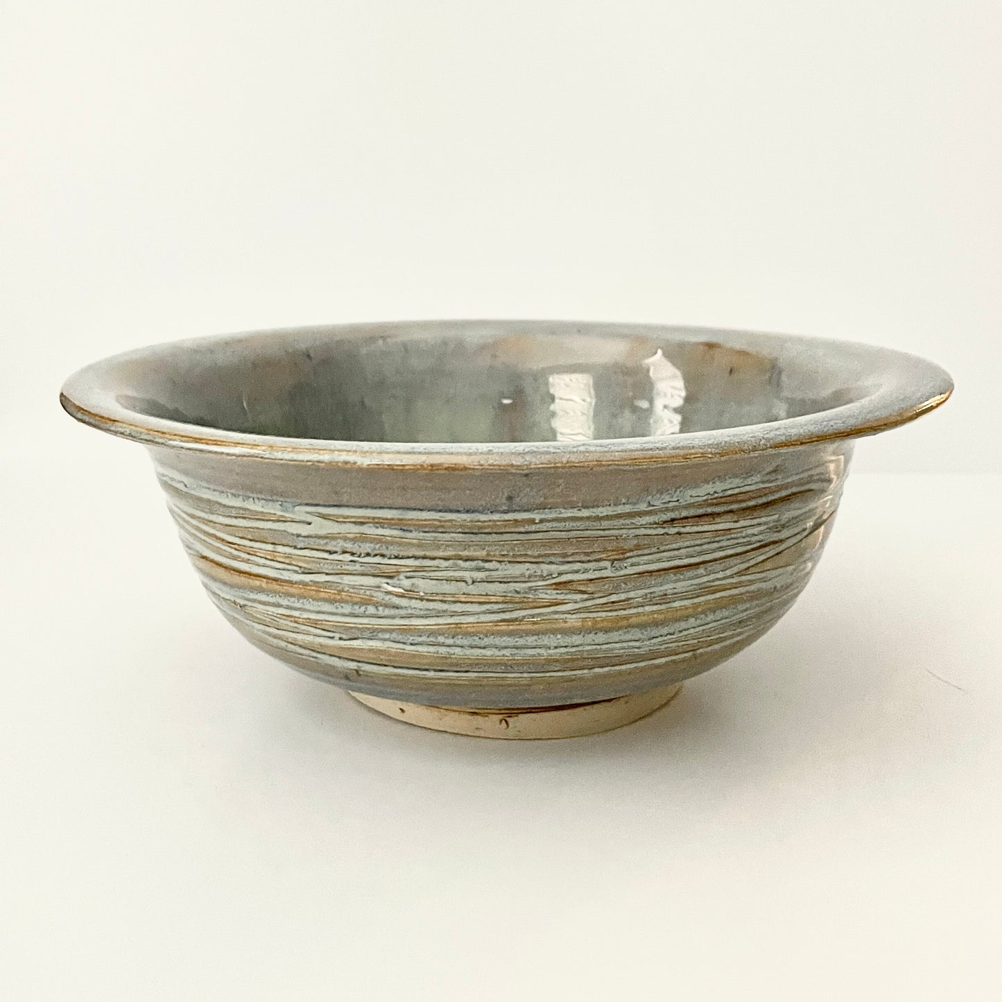 Textured Cascade Bowl